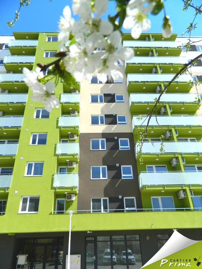 Prima Residence Apartment Oradea Bagian luar foto