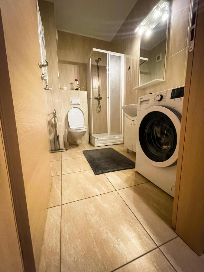 Prima Residence Apartment Oradea Bagian luar foto